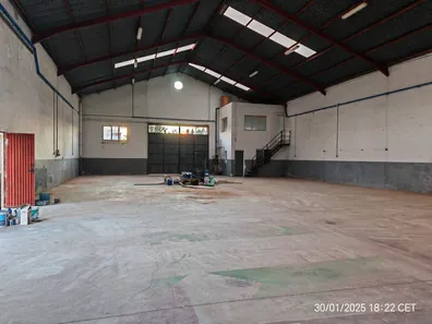 Nave industrial en alquiler en Alcantarilla (Murcia)