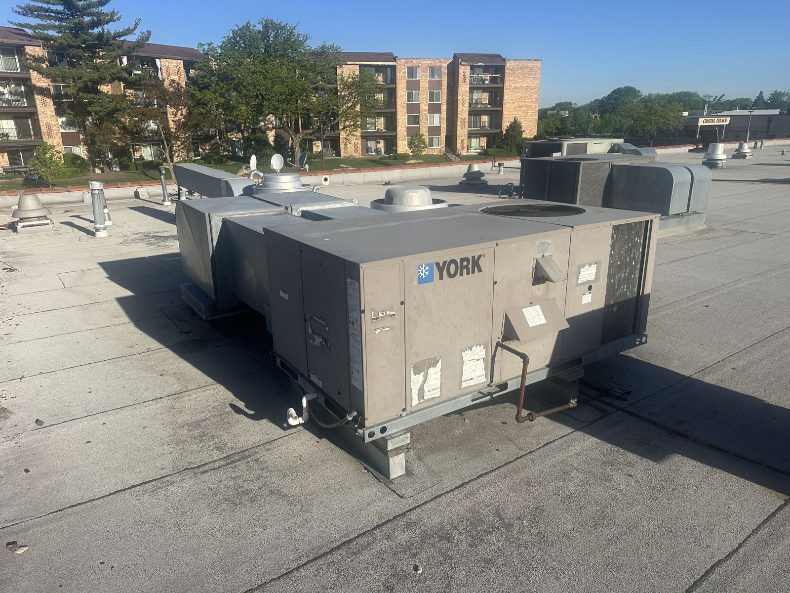 Retail Rooftop Unit Replacement, Elmhurst, IL