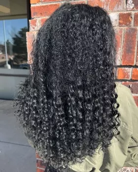 ✨ Find Your Perfect Curl Match – with Clip-In Extensions! ✨