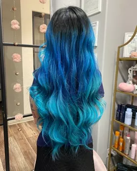 Trusted transformations 💇‍♀️✨ Turning ‘what do you think?’ into a whole new vibe. Swipe to