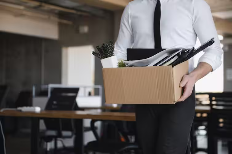 Démission d’un élu CSE : les règles de suppléance
