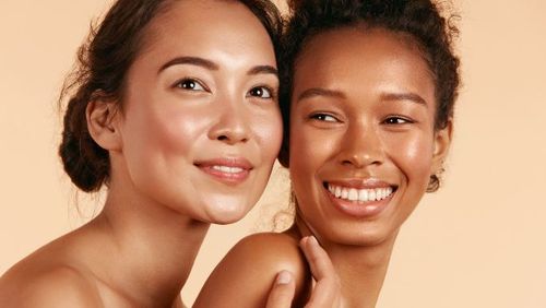 Botulax pour réduire les rides du cou et du bas du visage.