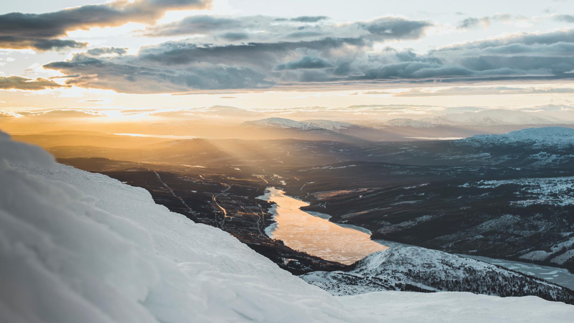 Bild över landskap i fjällen