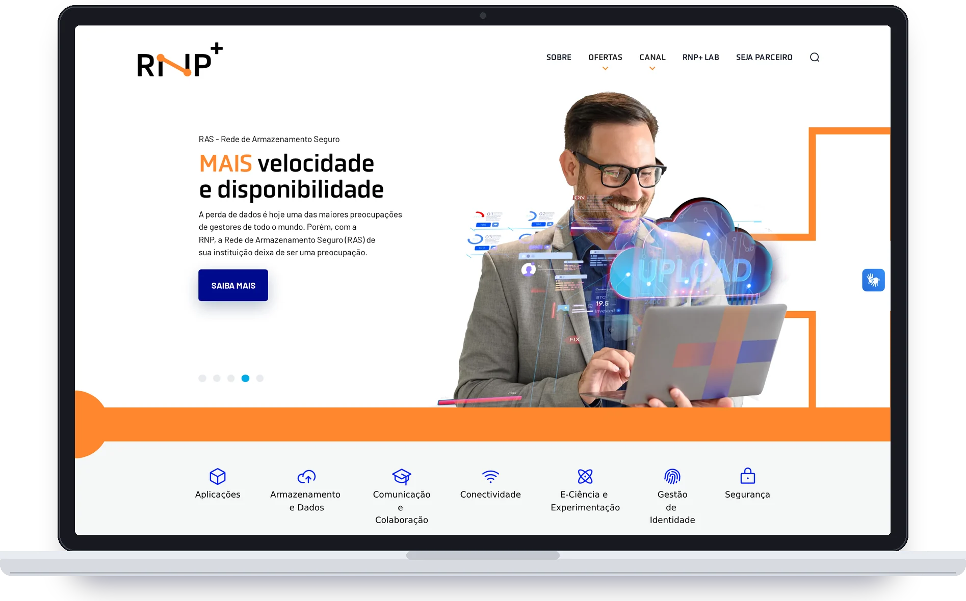 Portal RNP+ aberto em um notebook