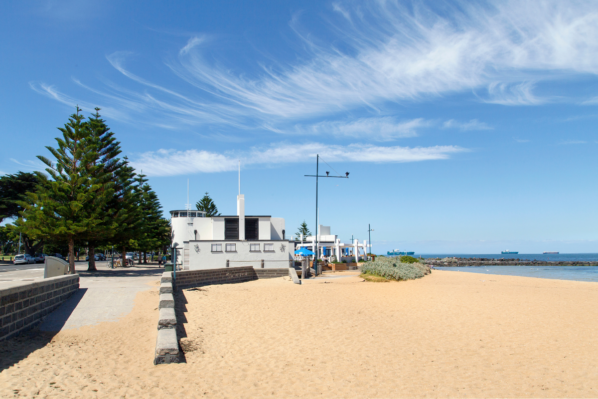 Williamstown heritage streetscape showing Victorian homes and coastal suburb character that experienced Williamstown builders understand and design for
