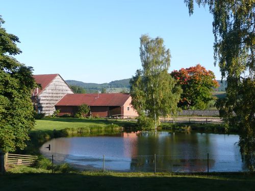 Eine Außenansicht von Gut Weihershof