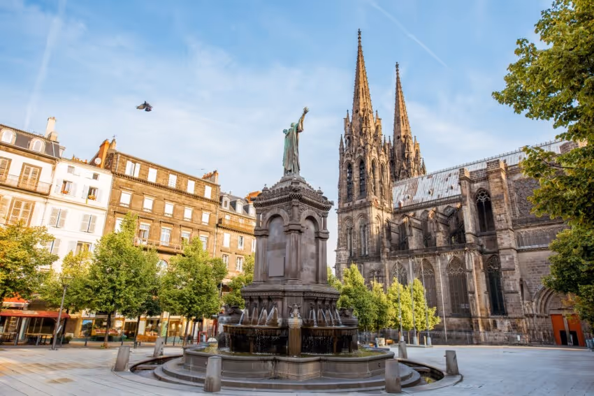 Meilleurs cabinets de gestion de patrimoine Clermont-Ferrand : comment choisir le bon partenaire ?