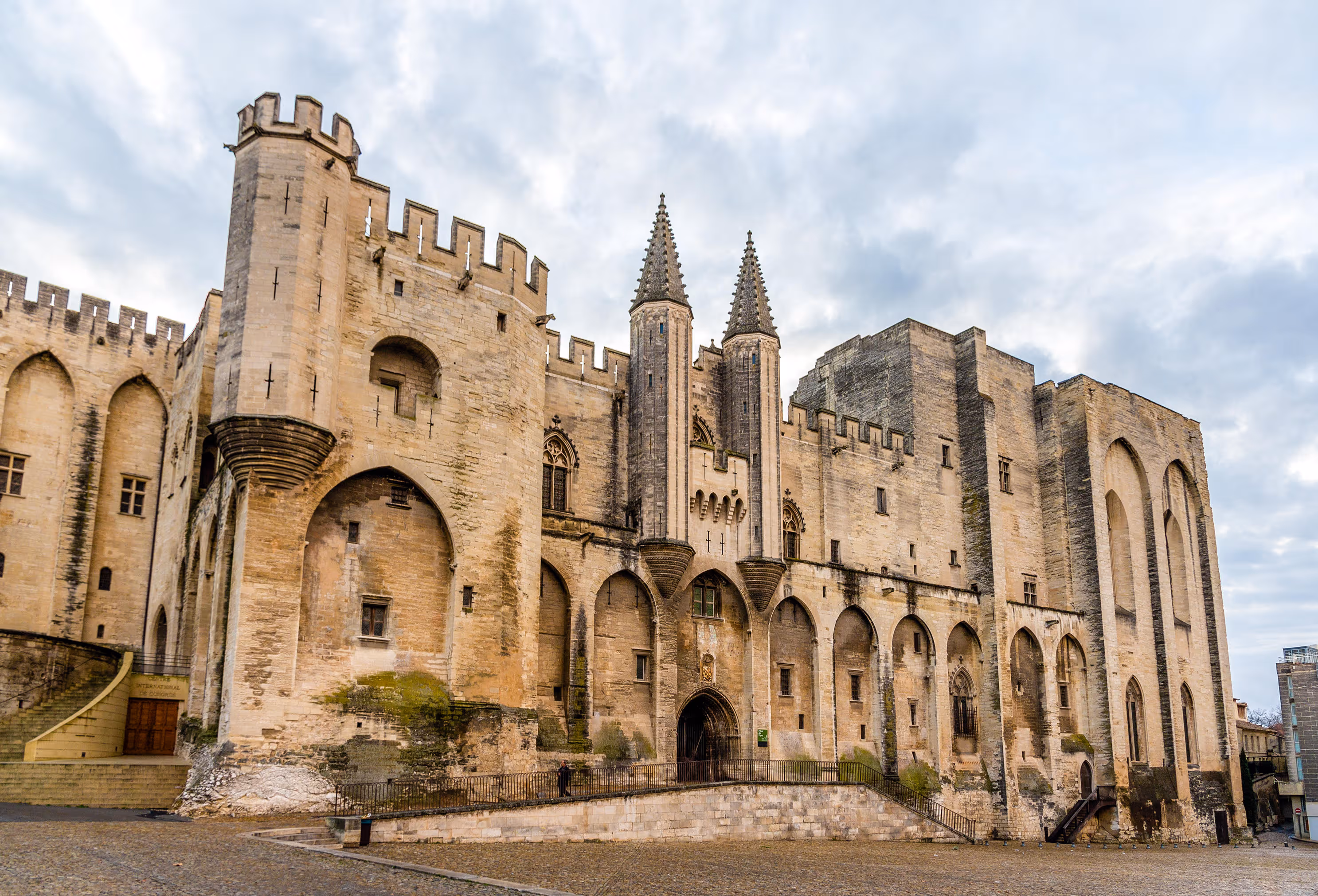 Meilleurs cabinets de gestion de patrimoine Avignon : comment choisir le bon partenaire ?