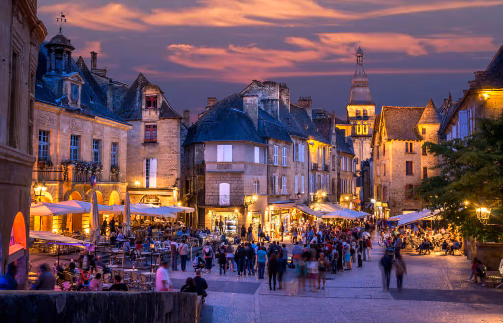 Meilleurs cabinets de gestion de patrimoine Sarlat-la-Canéda : comment choisir le bon partenaire ?
