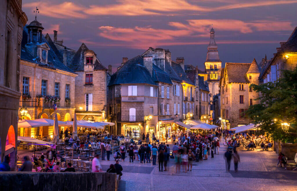 Meilleurs cabinets de gestion de patrimoine Sarlat-la-Canéda : comment choisir le bon partenaire ?