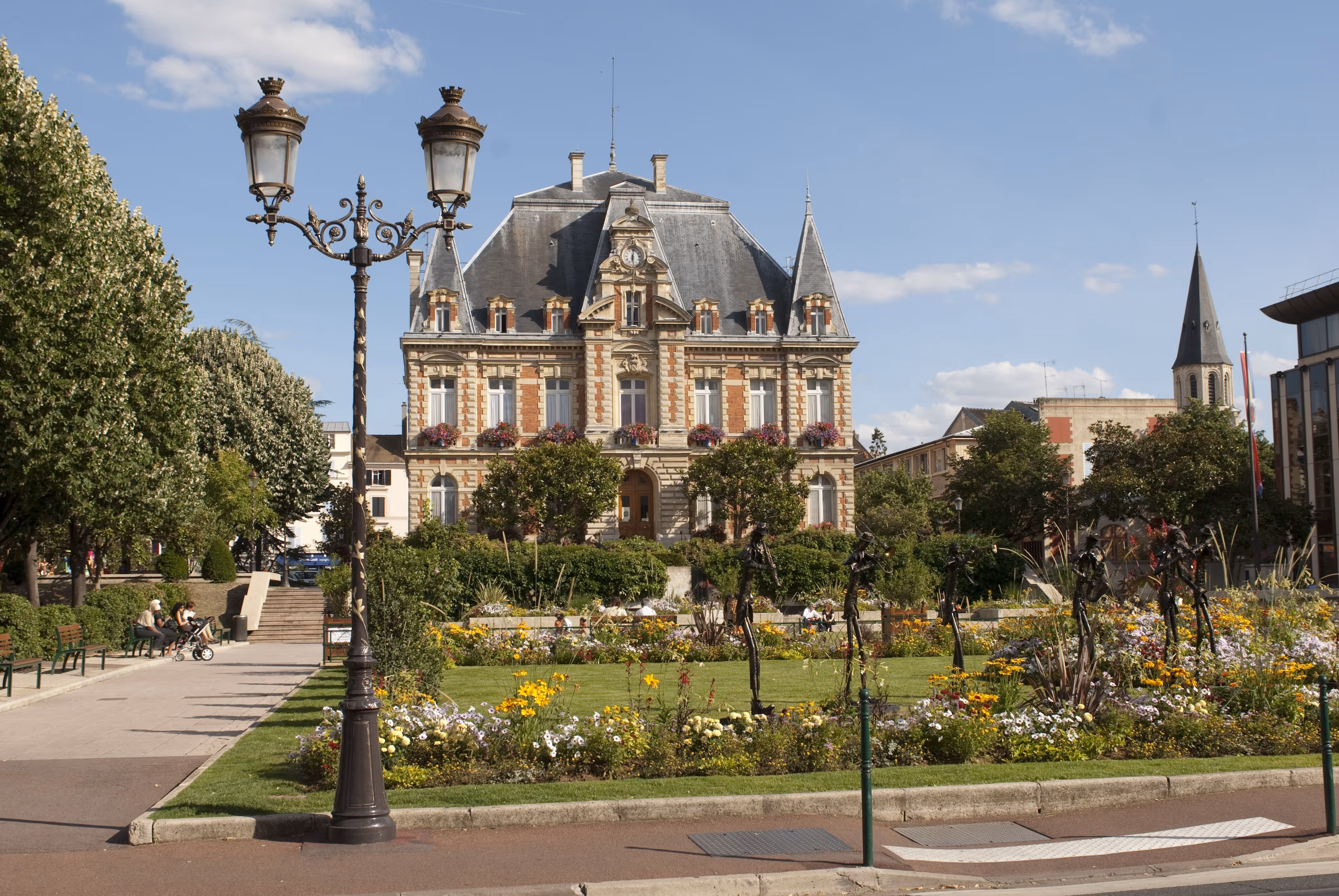 Meilleurs cabinets de gestion de patrimoine Rueil-Malmaison : comment choisir le bon partenaire ?