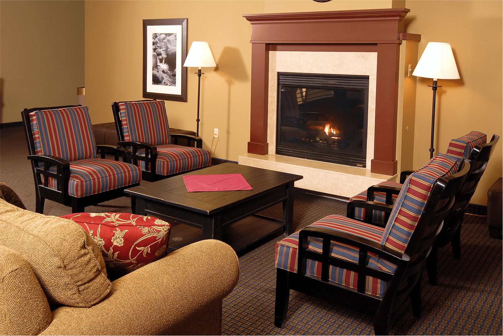 Various areas of our Diner Restaraunt, with throwback aesthetics, and great views.