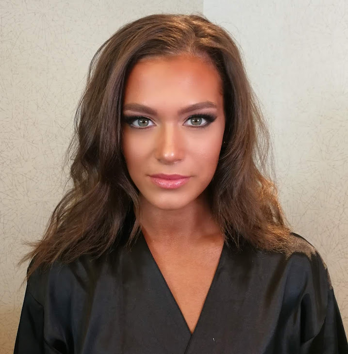 J Luxe Artistry - Makeup by Jess Burt - Bodybuilding Stage Makeup