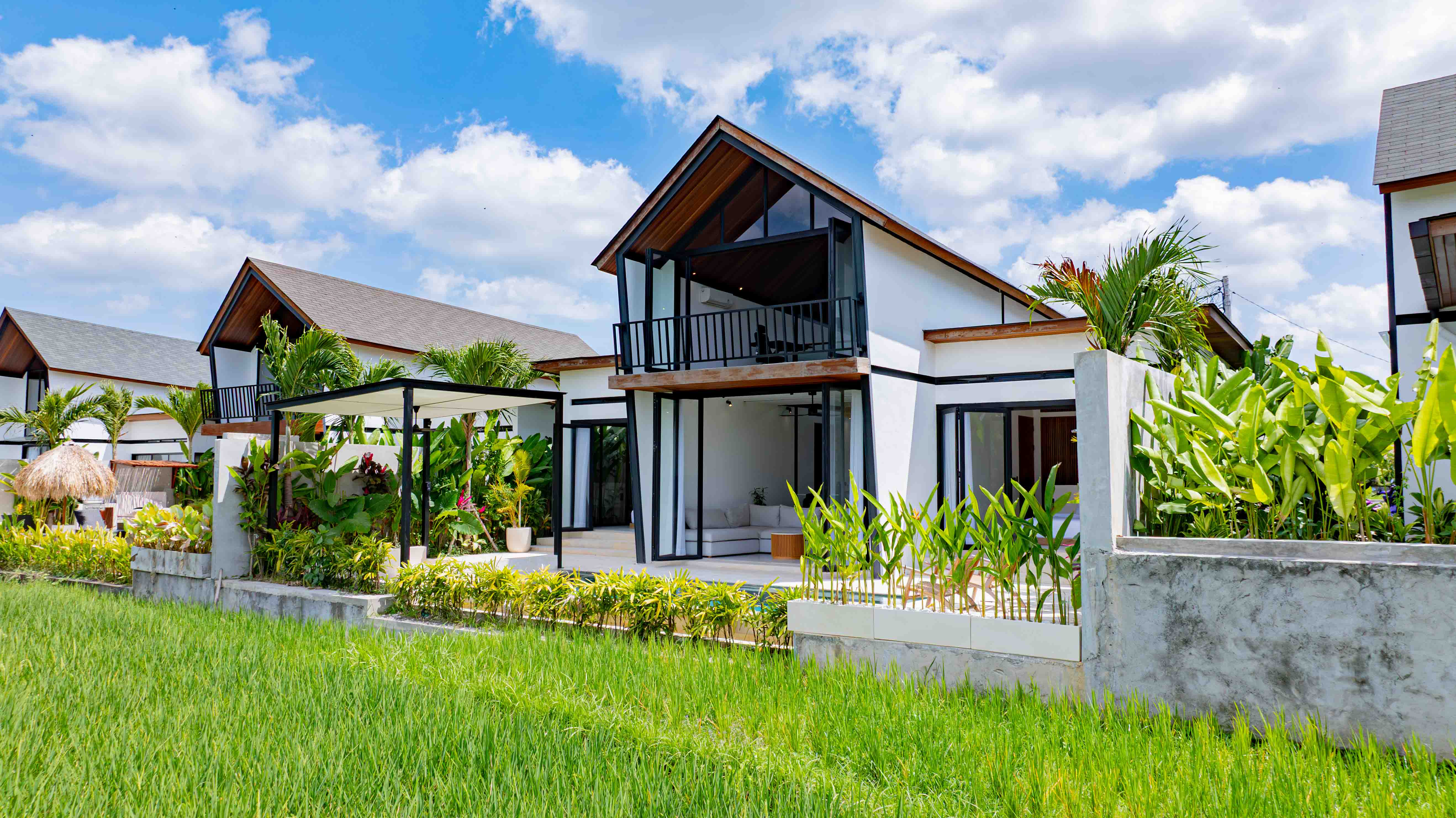 2-Bedroom Villa with Tropical Stillness in Kaba-Kaba