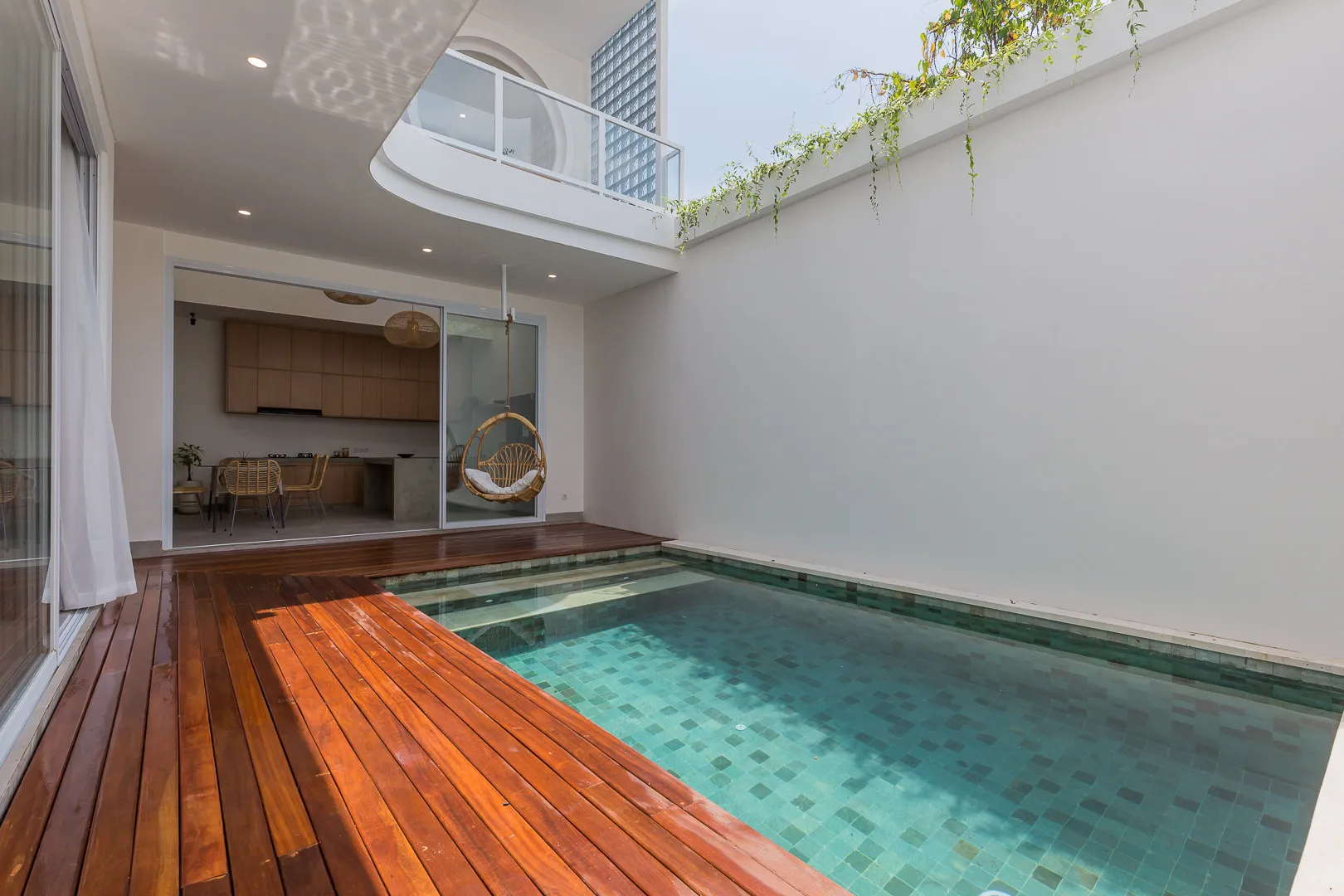 2-Bedroom Villa with Enclosed Living and Tropical Charm in Tumbak Bayuh