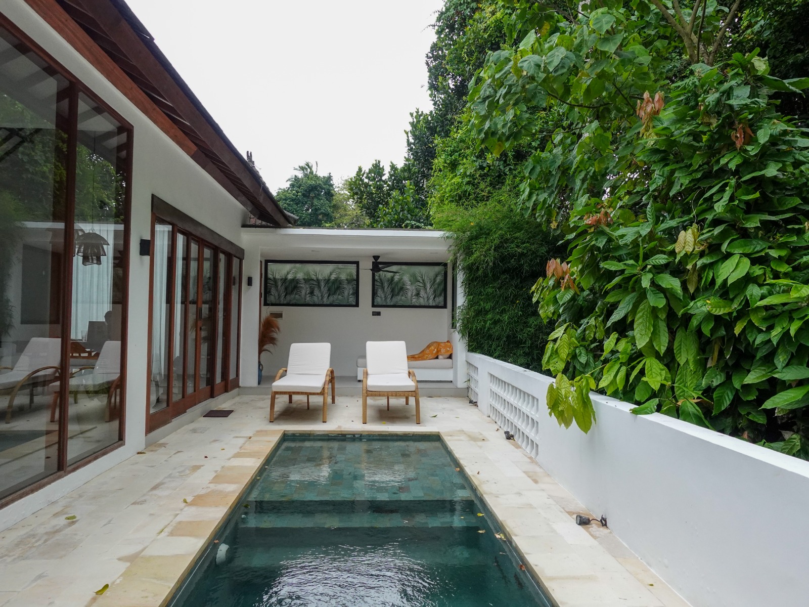 1-Bedroom Villa with Private Pool and Green Oasis Setting in Cepaka