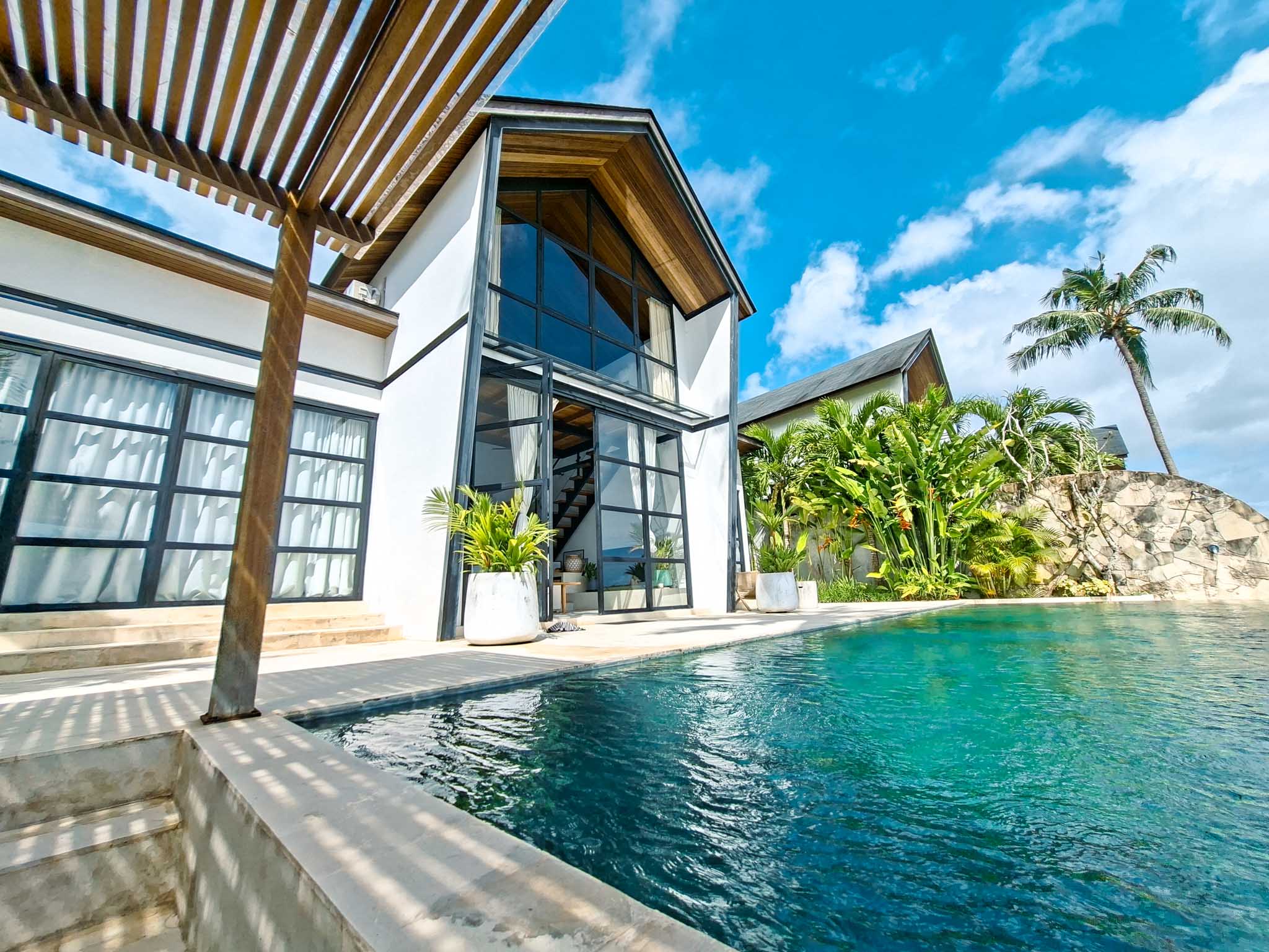 2-Bedroom Villa with Open Living and Rice Field Views in Cepaka