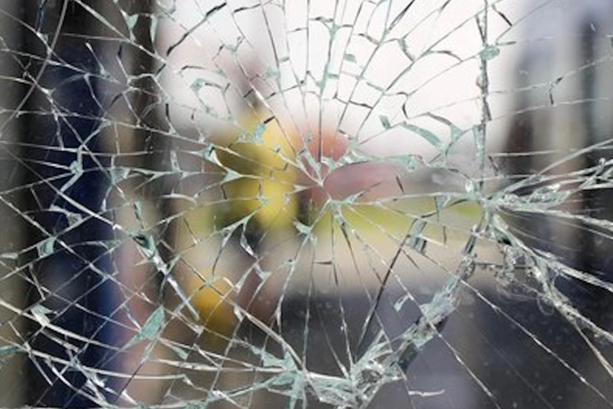  Window Security Film Los Angeles: What Really Happens When Someone Tries to Break the Glass