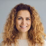 Portrait von Frau die lacht