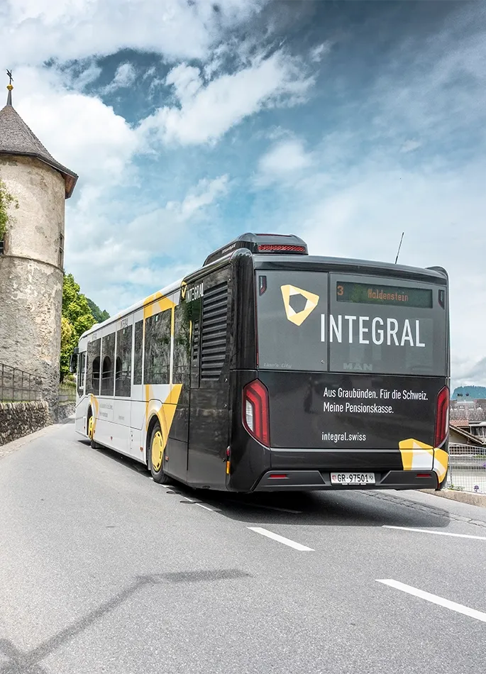 3 - Bus