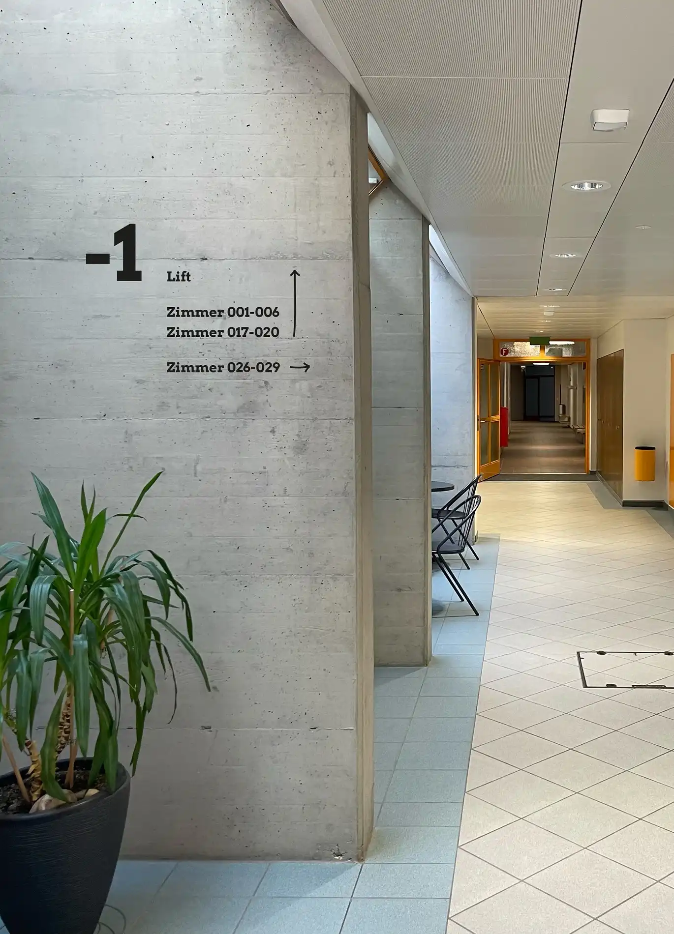 3 - Signaletik UG gelber Trakt