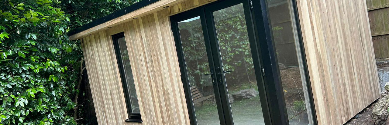 Oak Garden Room