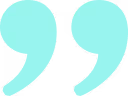 Icône de guillemets doubles stylisée en bleu clair.
