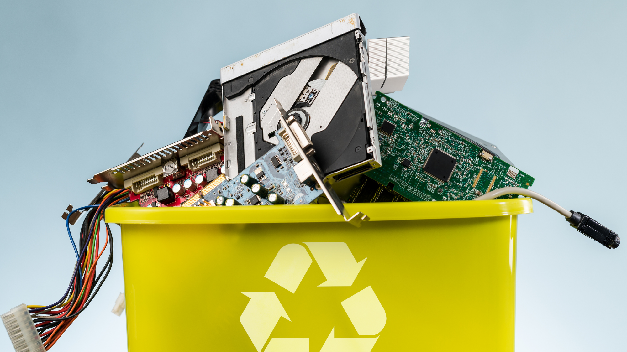 Composants informatiques destinés au recyclage électronique.