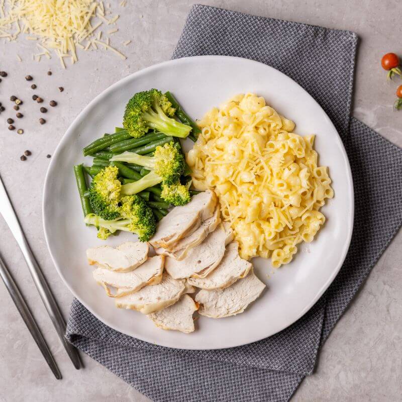 Home Cooked Mac 'n' Cheese with Grilled Chicken & Greens