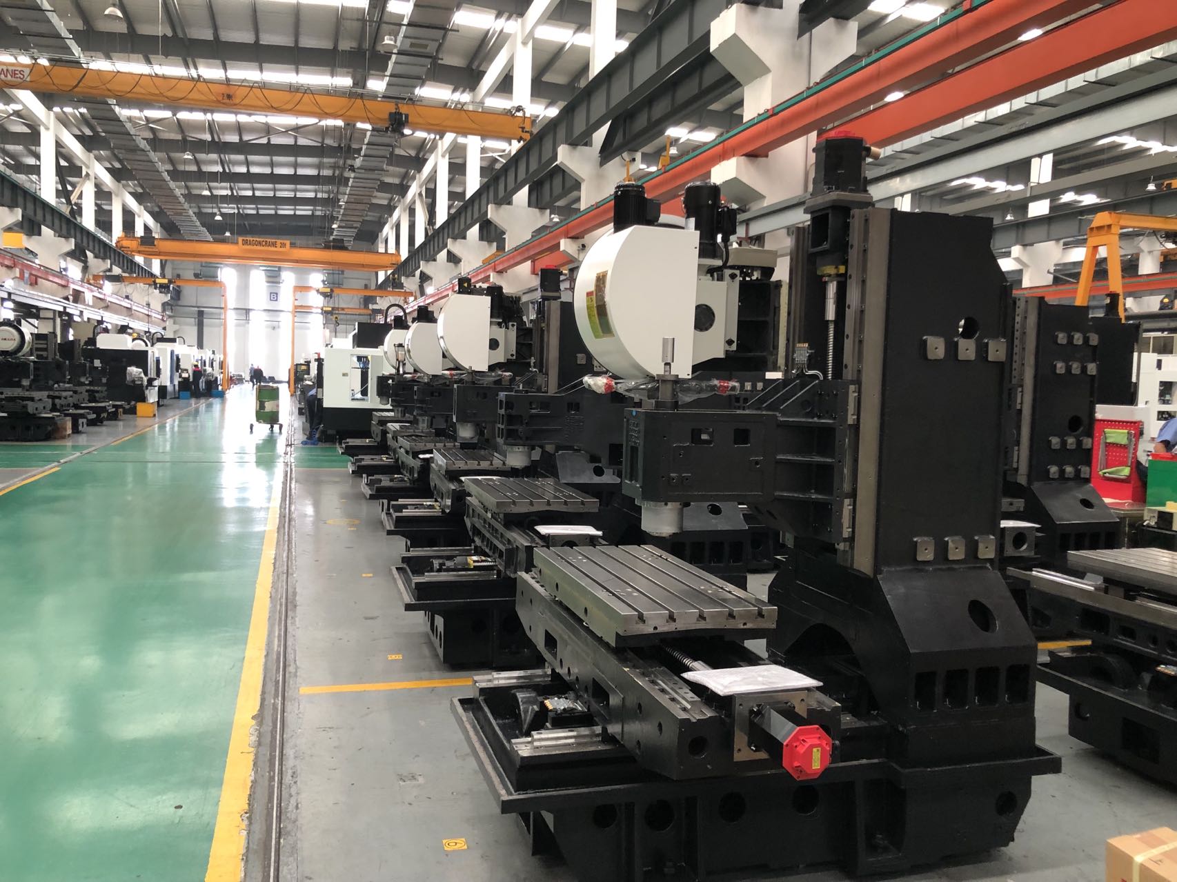 Productielijn VM serie bij Neway Factory