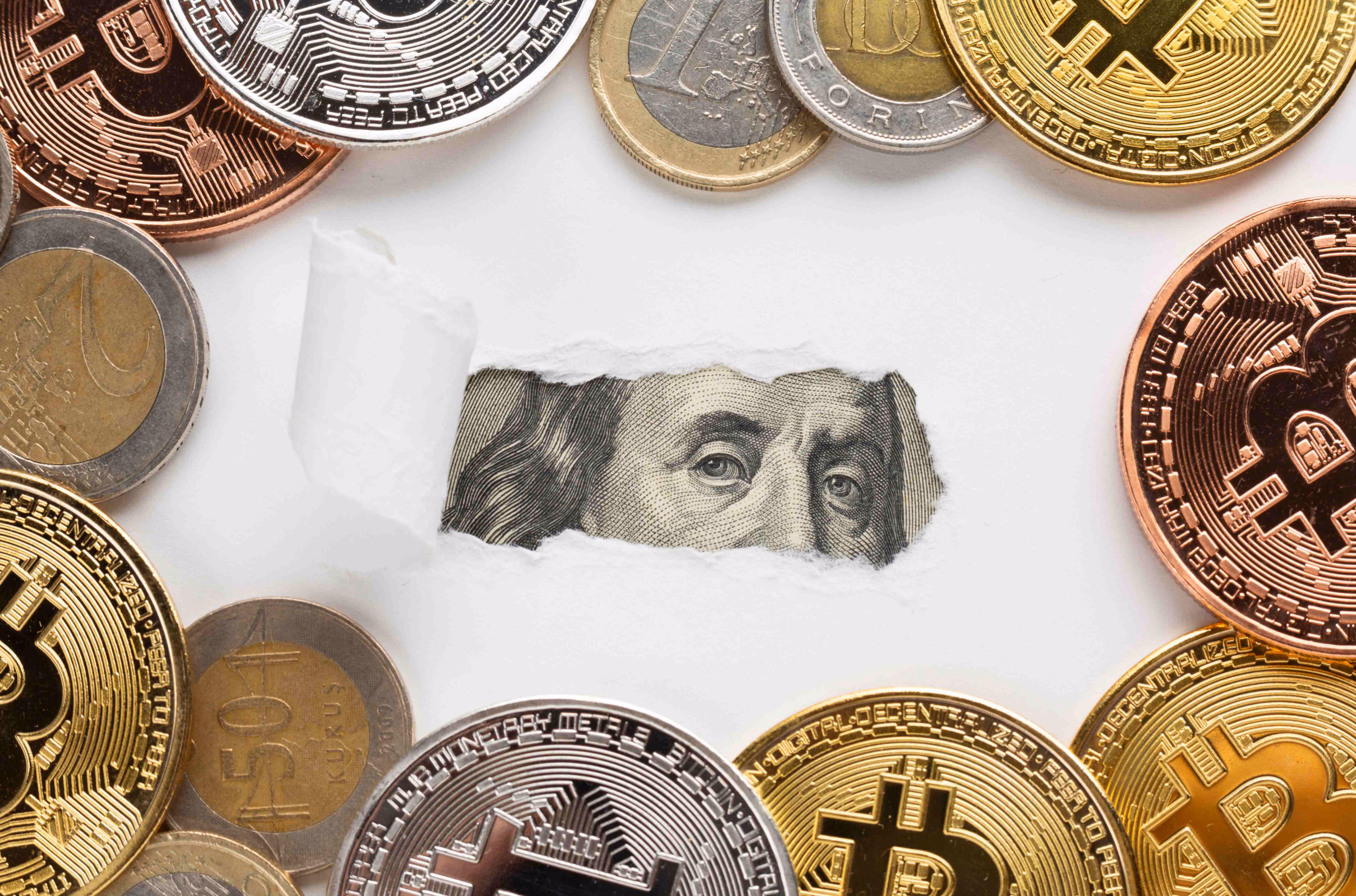 Stablecoins and fiat currency