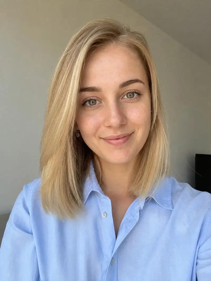 Modern smartphone selfie of a blonde woman