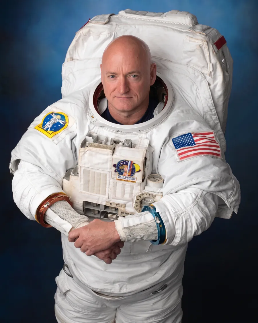 The same portrait of Scott Kelly converted to high resolution