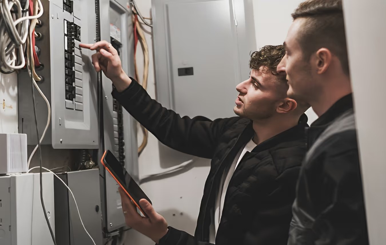 Panneaux à disjoncteurs et leur fonctionnement