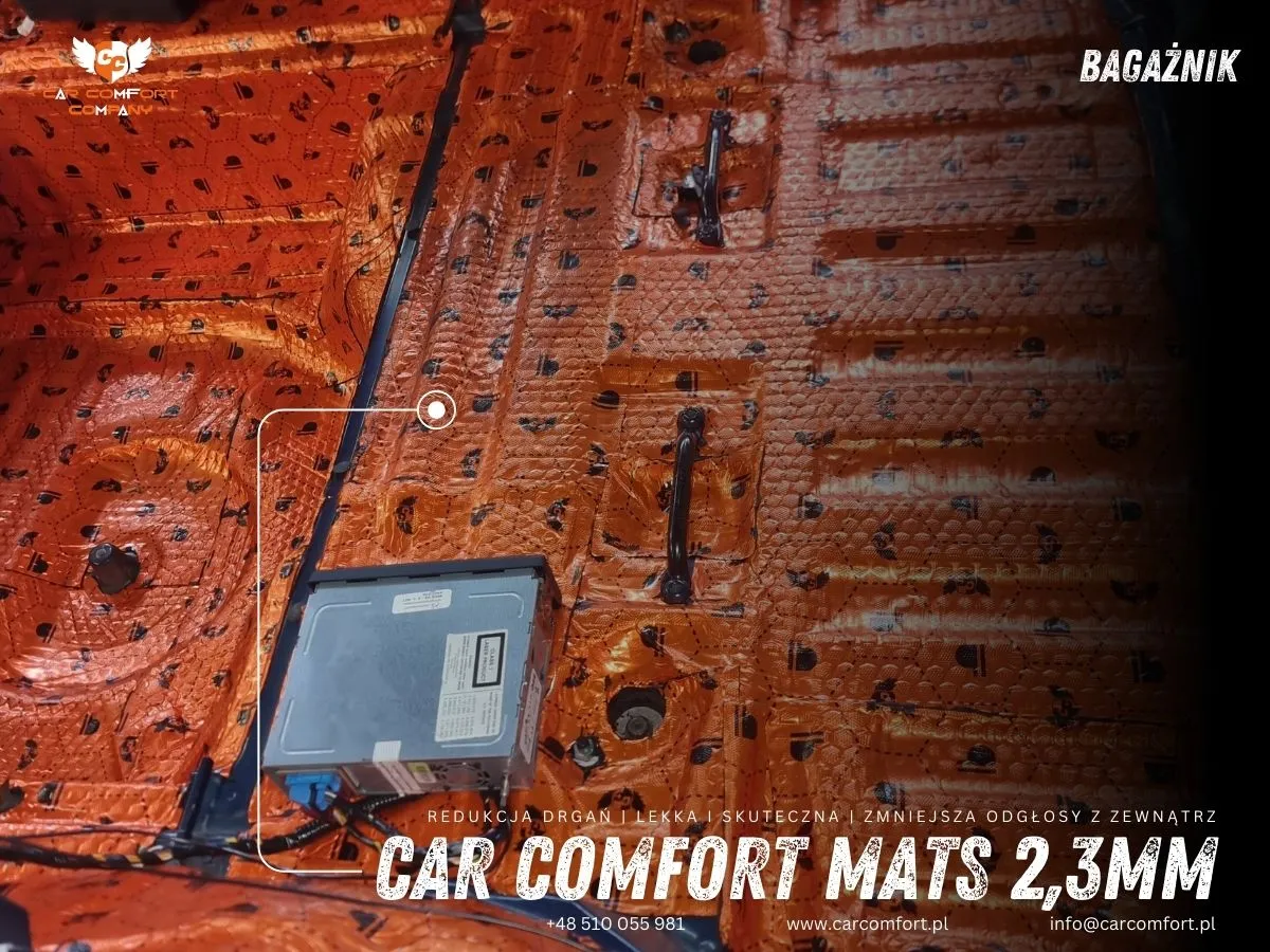 Pierwsza warstwa wyciszenia bagażnika wykonana z Car Comfort Mats