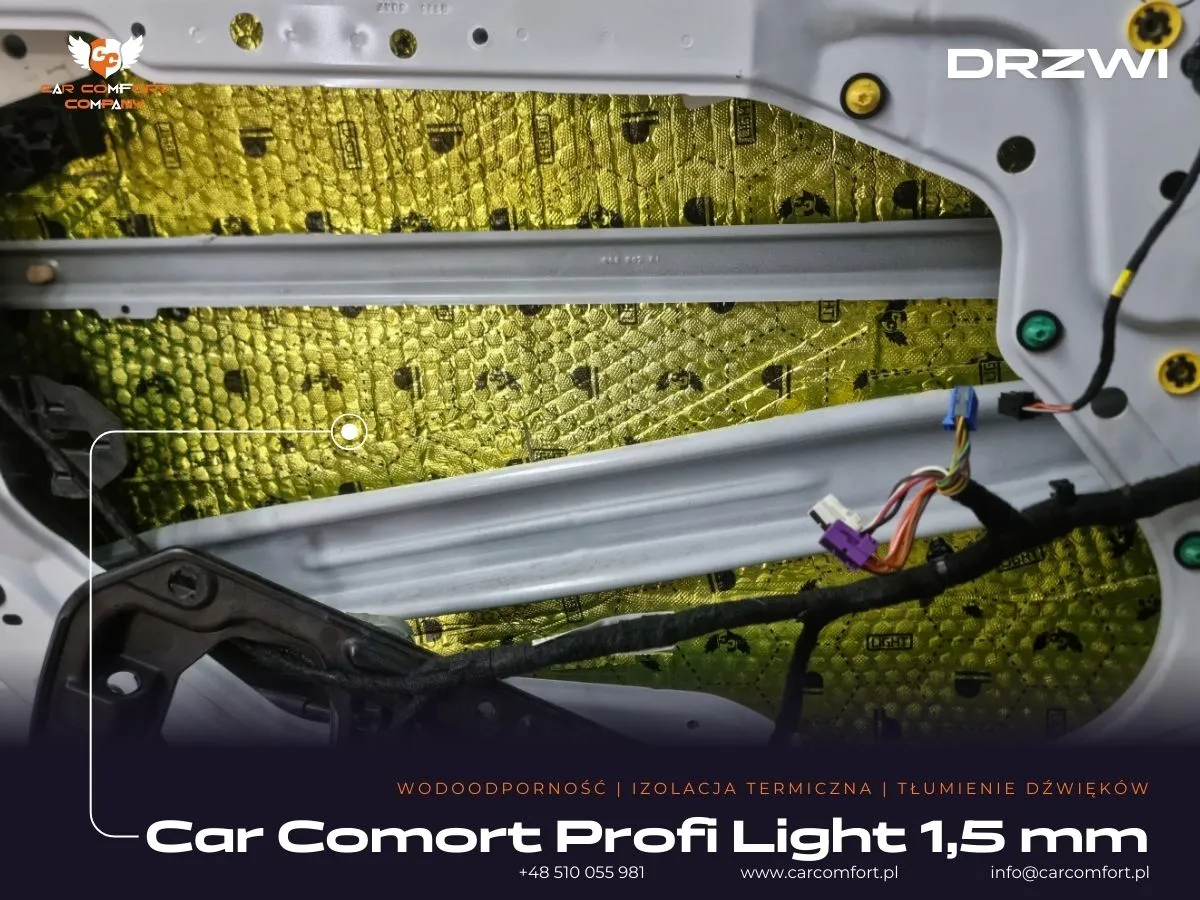 Car Comfort Profi Light jako pierwsza warstwa wygłuszenia drzwi w Dodge Charger