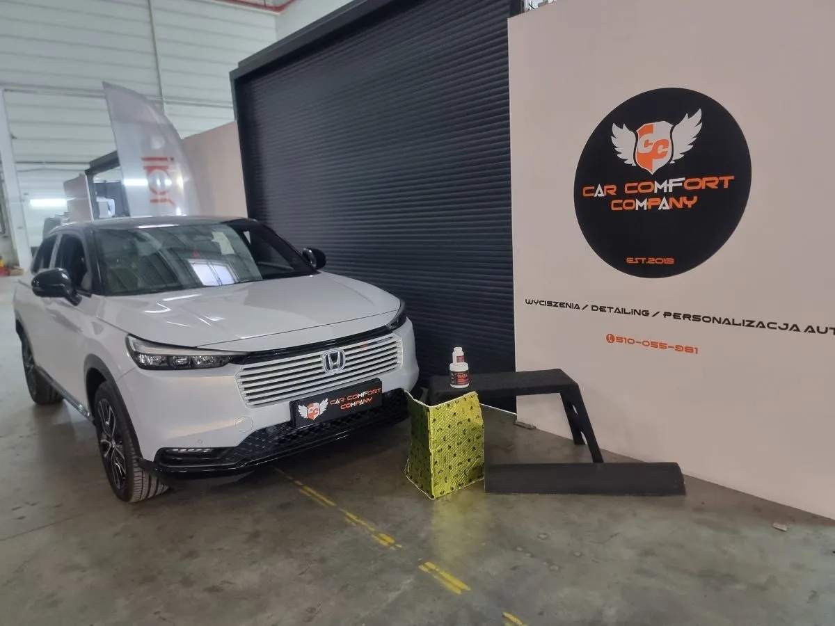 Precyzyjne wyciszenie nadkoli w Honda HRV dla cichszej i spokojniejszej jazdy