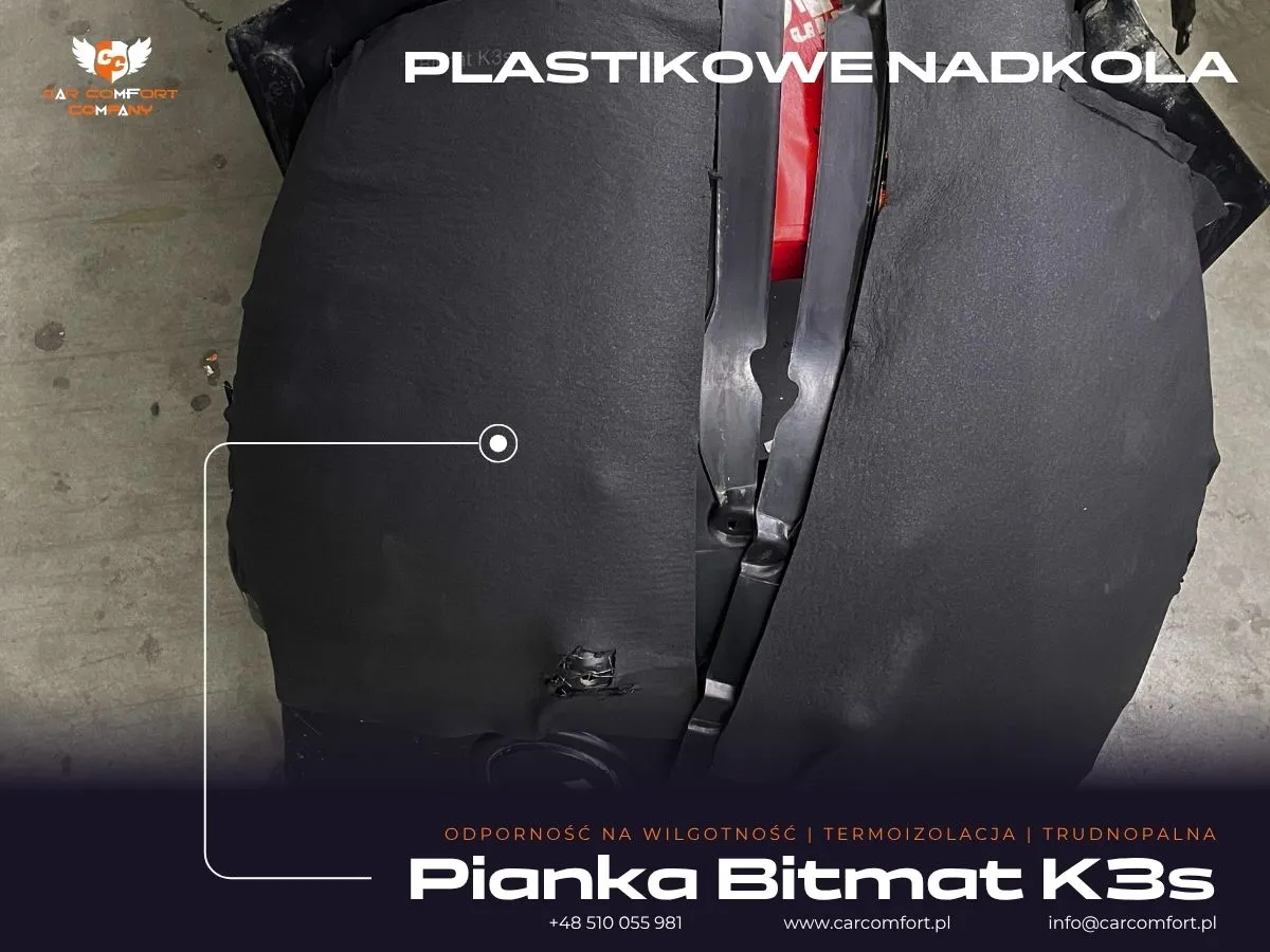 Druga warstwa pianki Bitmat K3s na plastikowej osłonie nadkola kampera VW California.