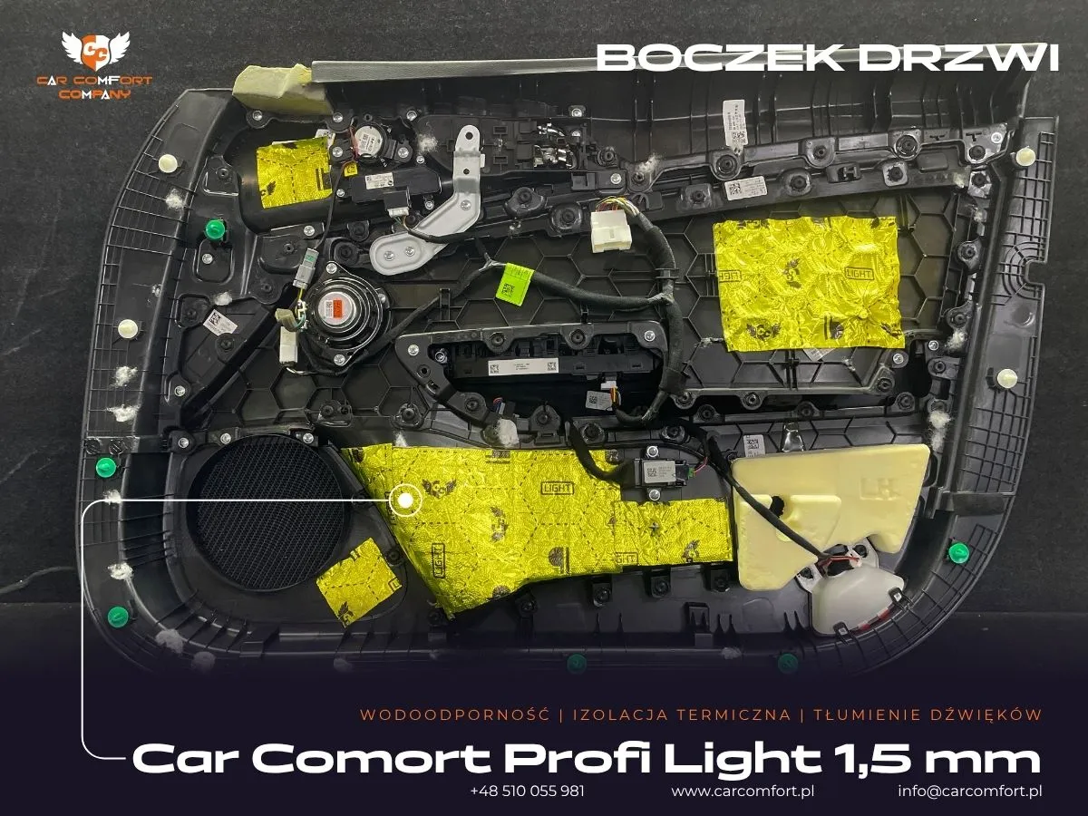  Wyciszanie boczka drzwiowego w Kia Stinger GT – pierwsza warstwa maty Car Comfort Profi 1,5 mm.