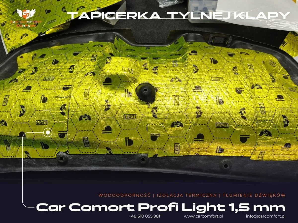 Wyciszenie tapicerki tylnej klapy matą Car Comfort Profi w Lexusie ES300h.