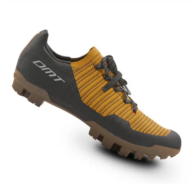 Gravel shoe, ochre knit