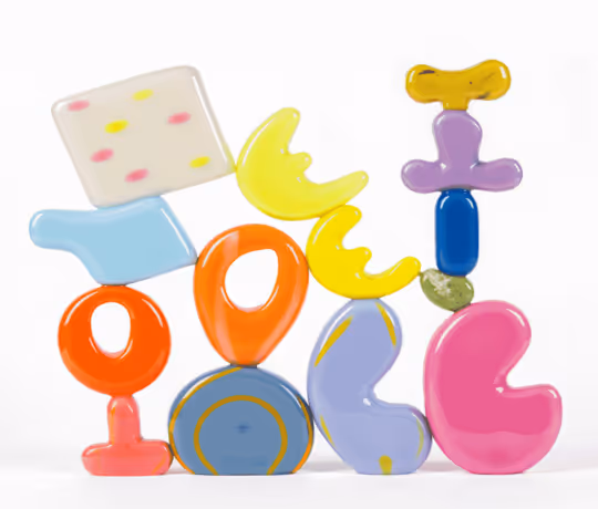 See how Google Groups supports team email, permissions, and workflows, and learn how Gmelius makes shared inboxes easier with automation and AI.