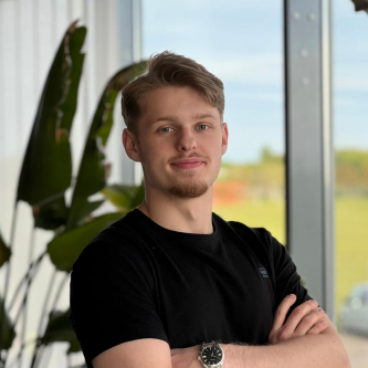 Maximilian Lesek, process automation expert at well designed.