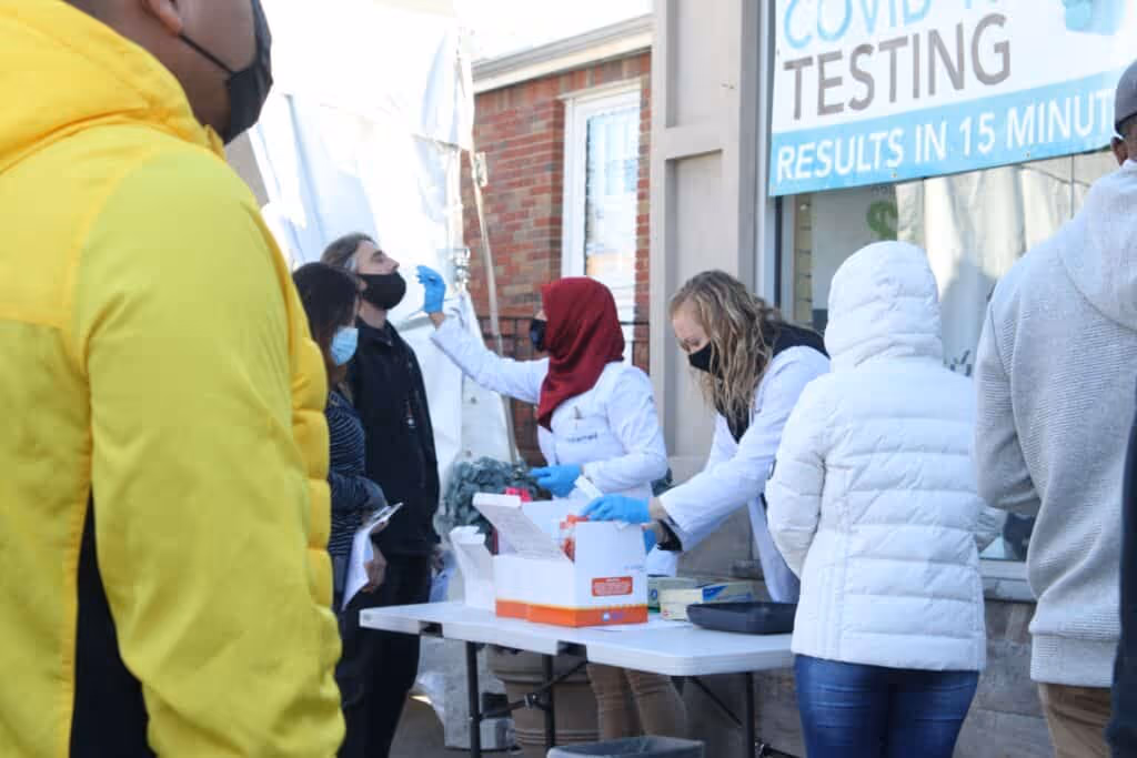 Volunteers during Covid-19. 