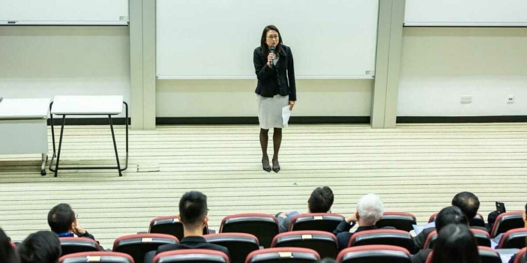 Communication training in the workplace