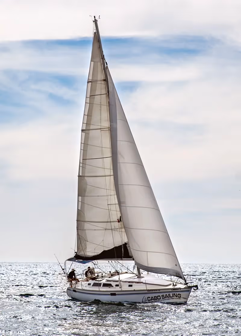 CS - 38 ft Luxury Sailing Hunter Legend