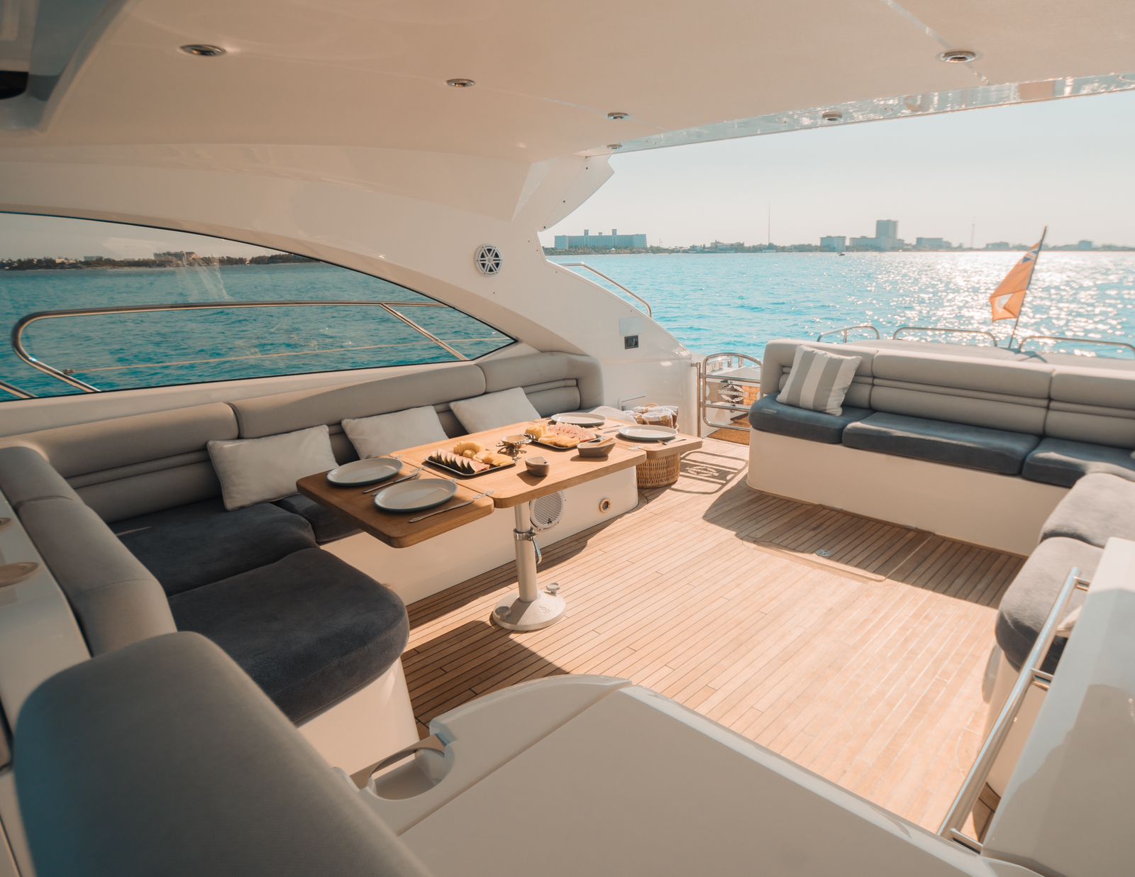 64 ft Sunseeker Tatabu