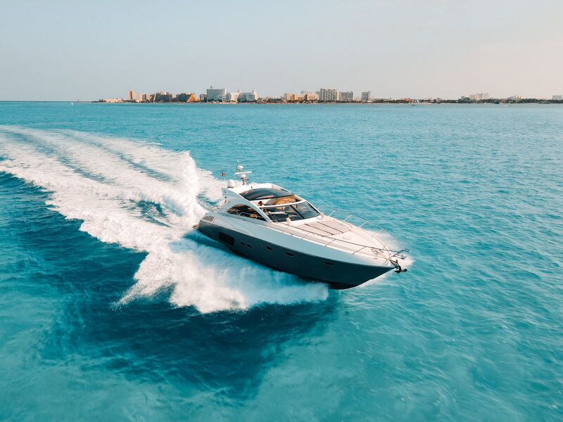 64 ft Sunseeker Tatabu