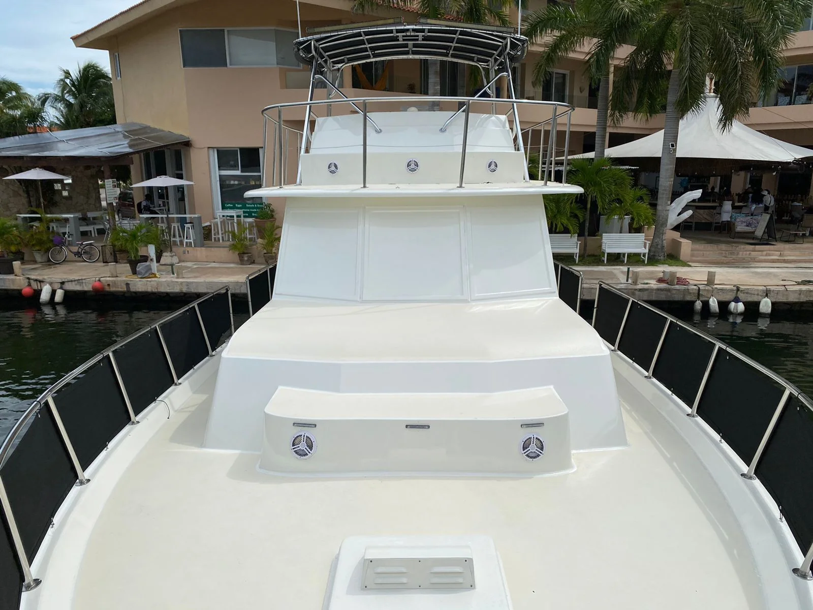 H2O - 53 ft Dos Piratas Boat