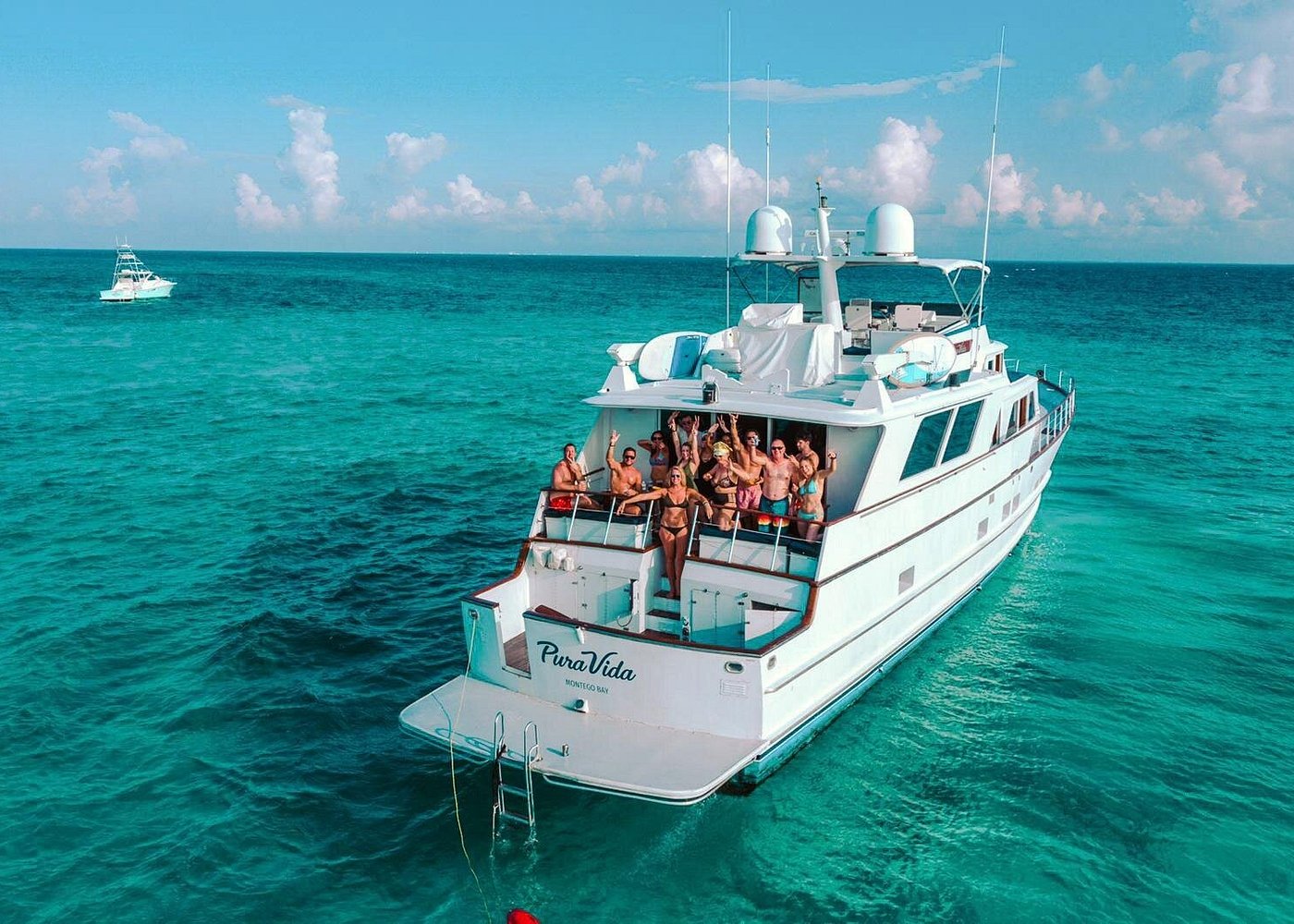 H2O - 80 ft Pura Vida Yacht